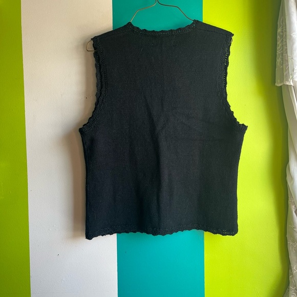 Croft & Barrow Black Hand-Embroidered Vest - Picture 6 of 6